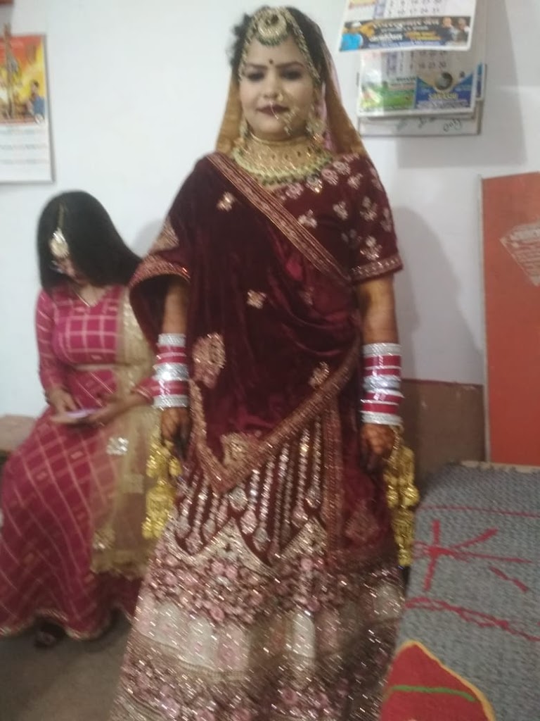 Radhika Beauty Parlour