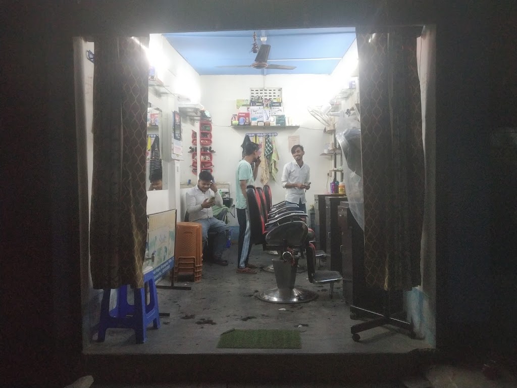 Manish Saloon