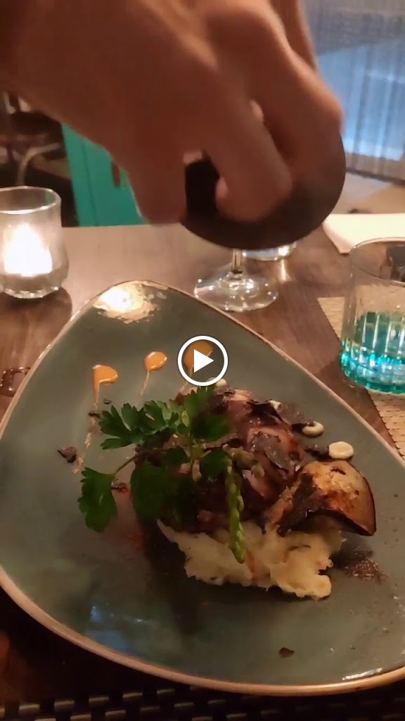 Gali Wine — Videos