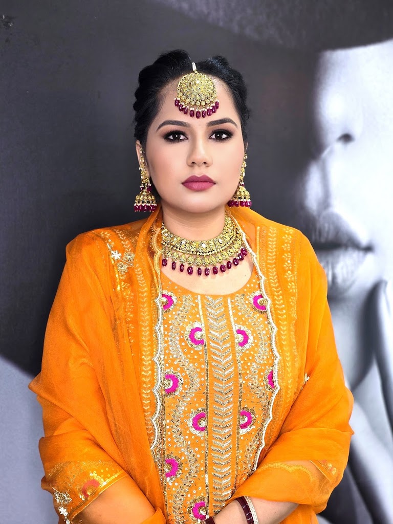 Roots Salon And Academy Sunam Best Salon And Academy In Sunam