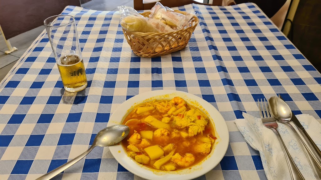 Casa Naca - Bar La Pastora — Comida y bebida