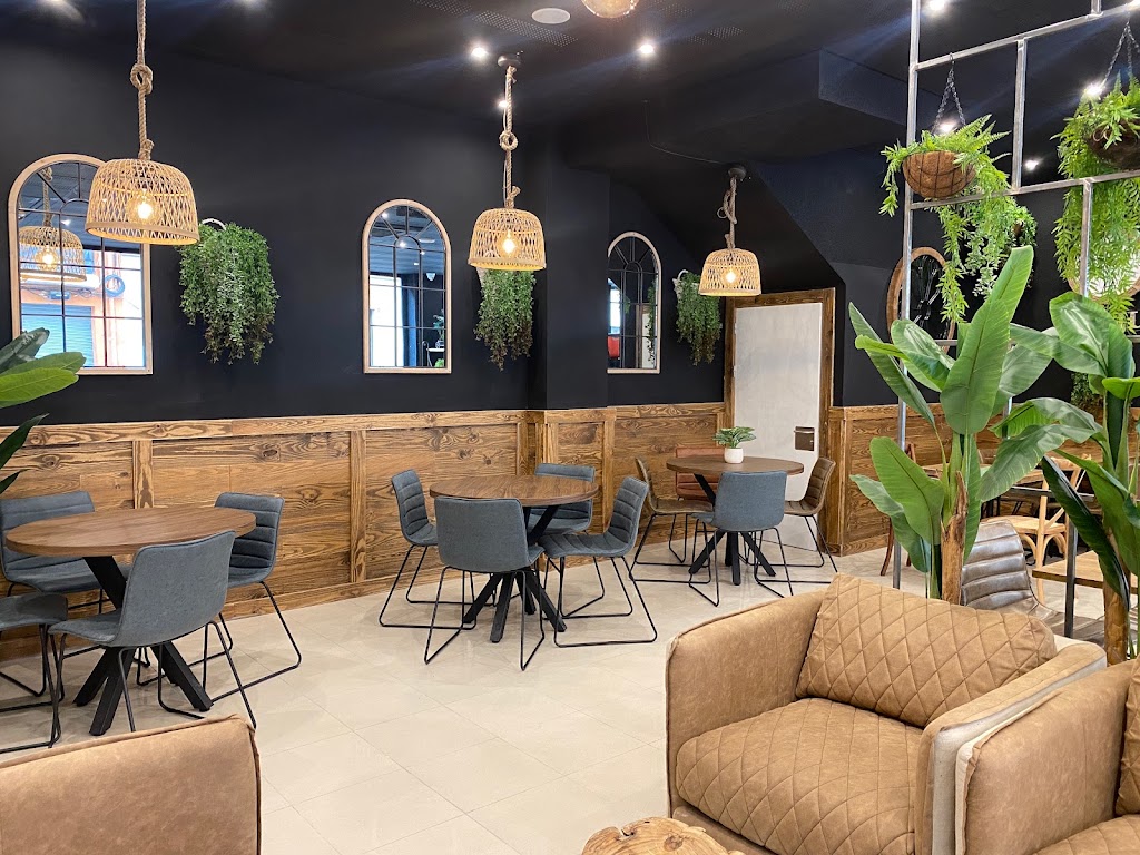 Cafeteria Liaopastel — Ambiente