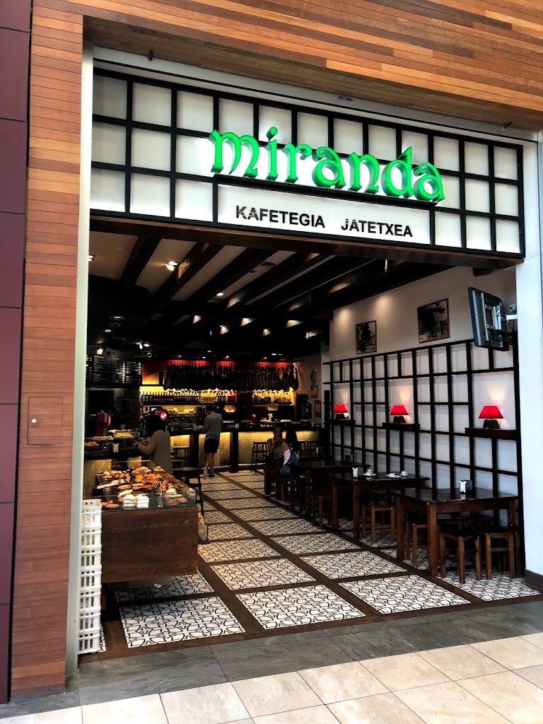 Bar Miranda