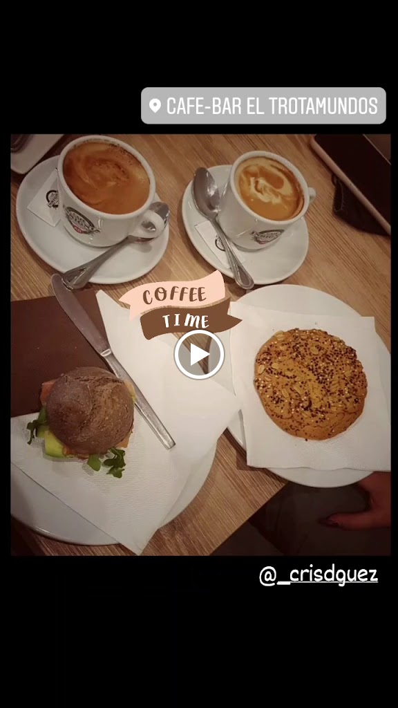 Cafeteria El Trotamundos — Videos