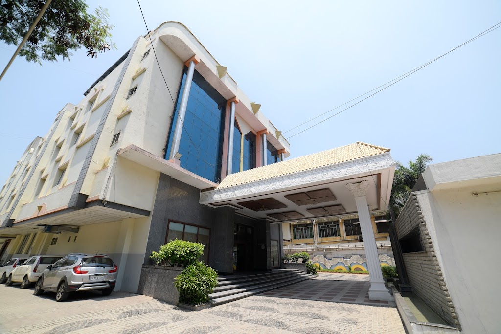 Zip By Spree Hotels Surabi International