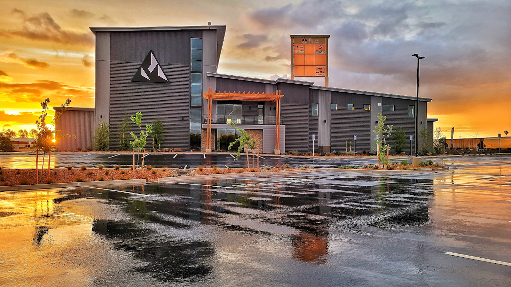  Alpine Climbing Adventure Fitness