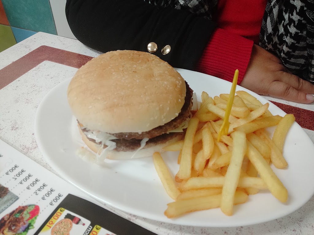 Star Doner Kebab — Comida y bebida