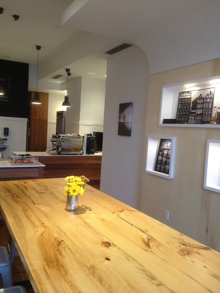 Photo of e-shot cafe