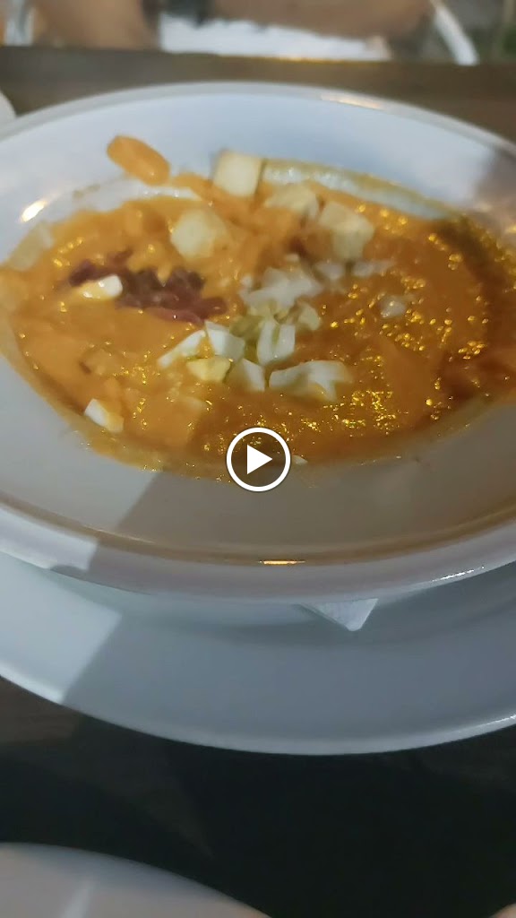 La Enamora Braseria — Videos