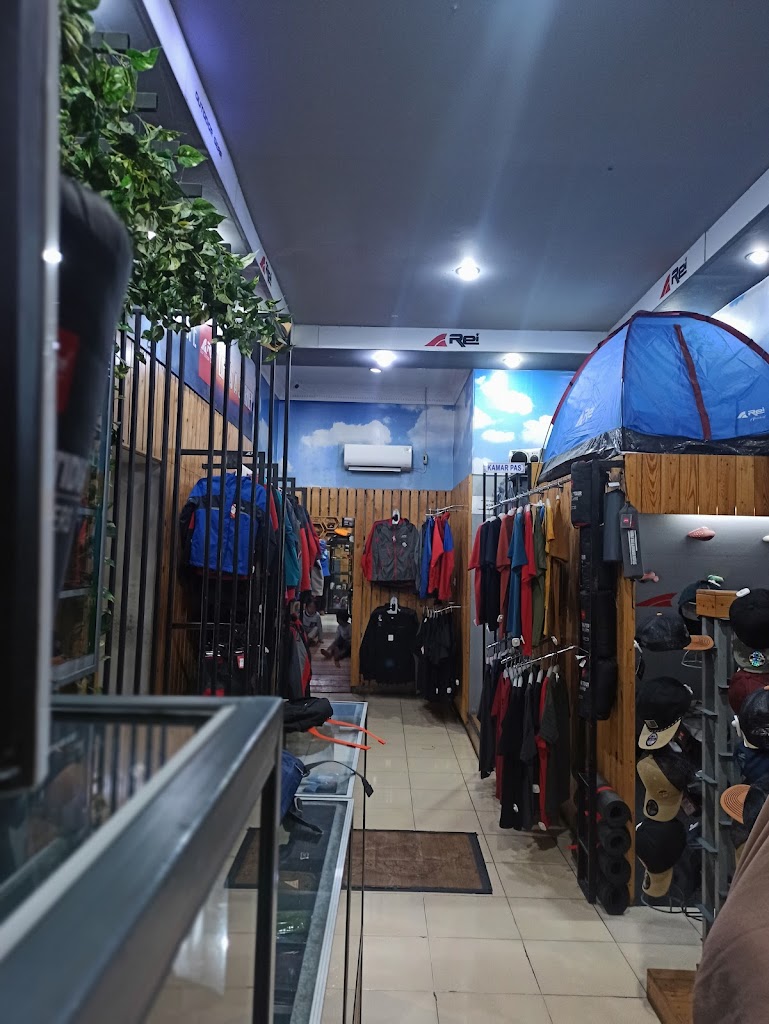 Jeram Adventure Store