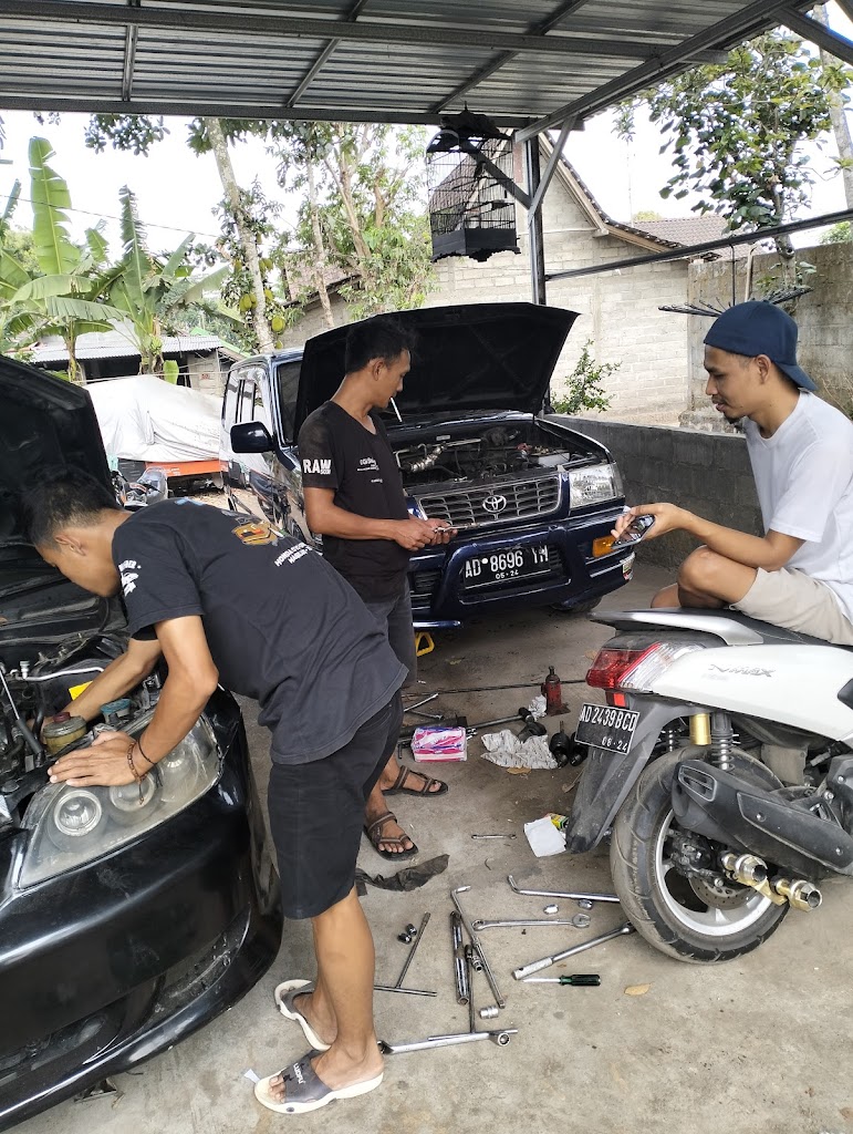 Bengkel Mobil Cahaya