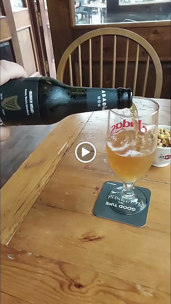 Pub The Cliffs CC Heron City — Videos