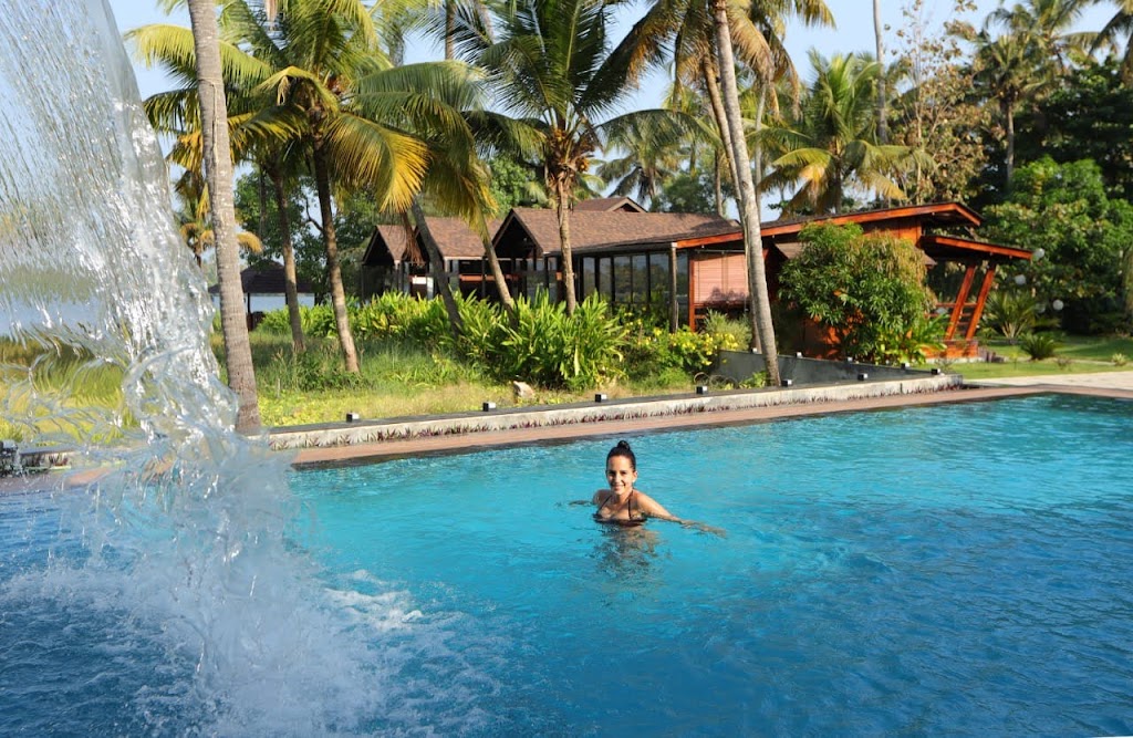 Maliekal Heritance Resort In Cherai Luxury Resort In Cherai Kochi