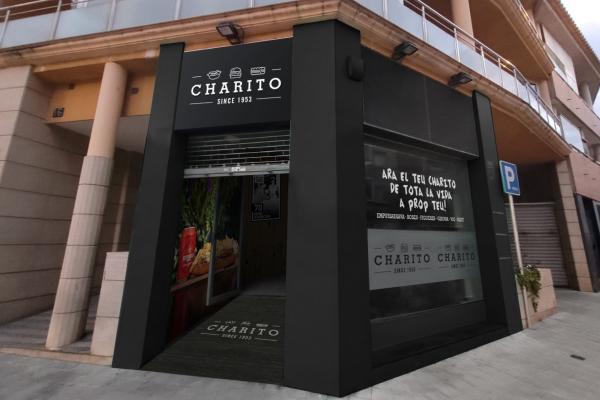 Charito 1953 - Roses