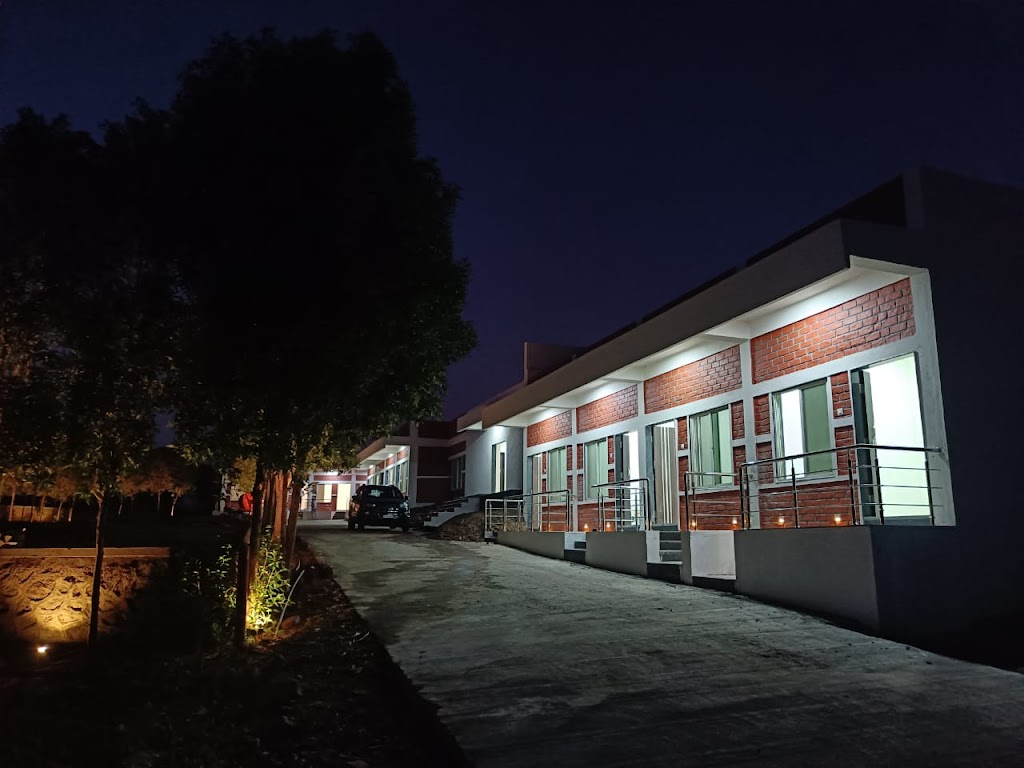 Prabhakar Resort