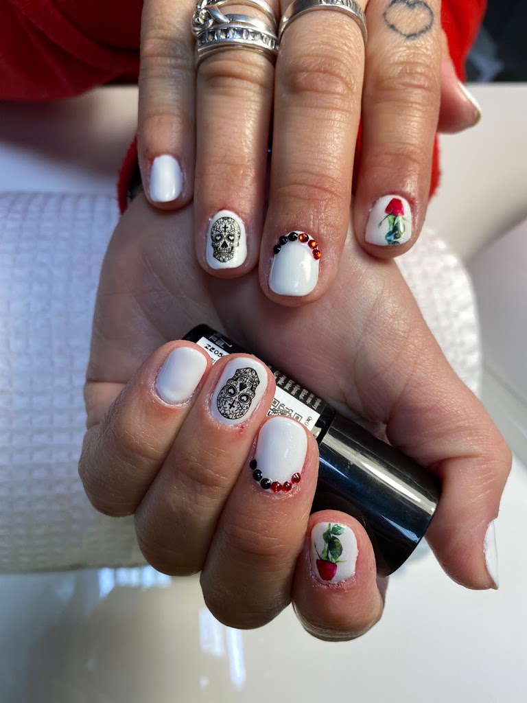Centre d'estetica Belari — Manicura