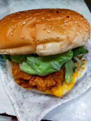 644fb40258bede739e0a4766 的照片