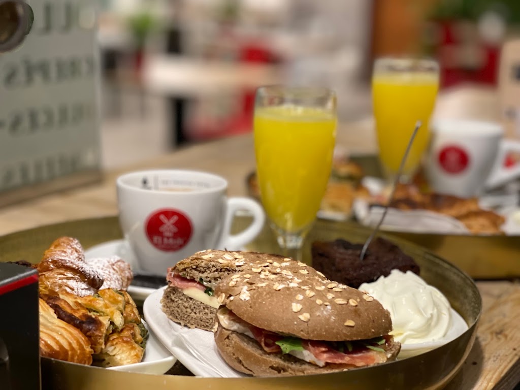 El Moli Pan y Cafe - Orotava — Comida y bebida