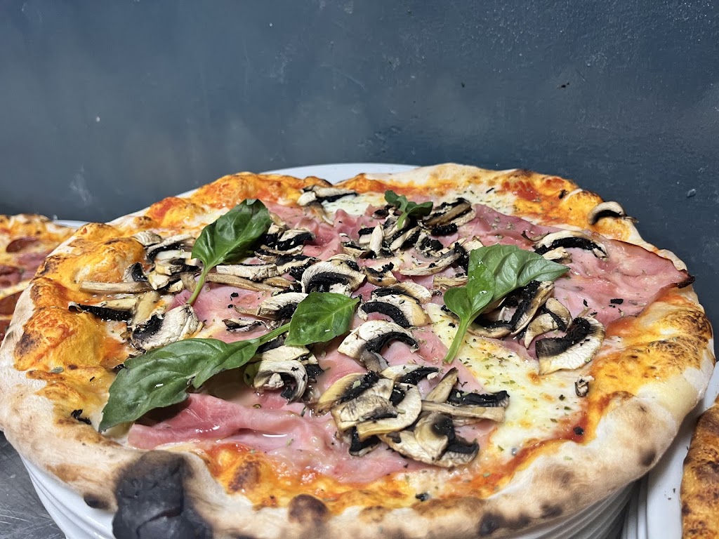 La Peperonata / Horno de Lena