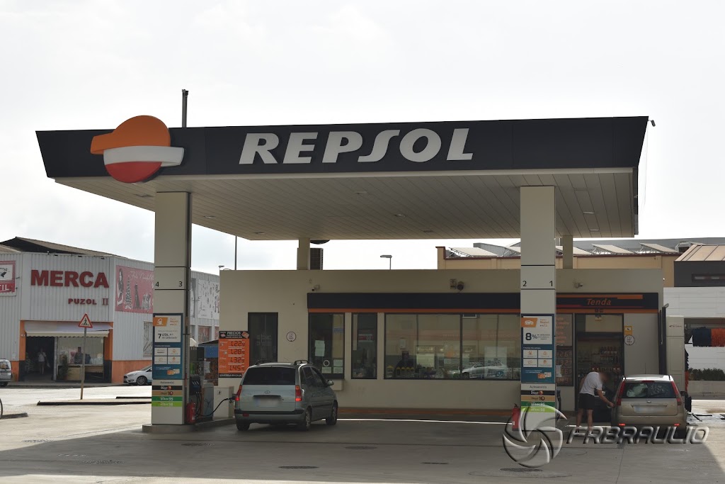 Estacion de Servicio Repsol — Exterior