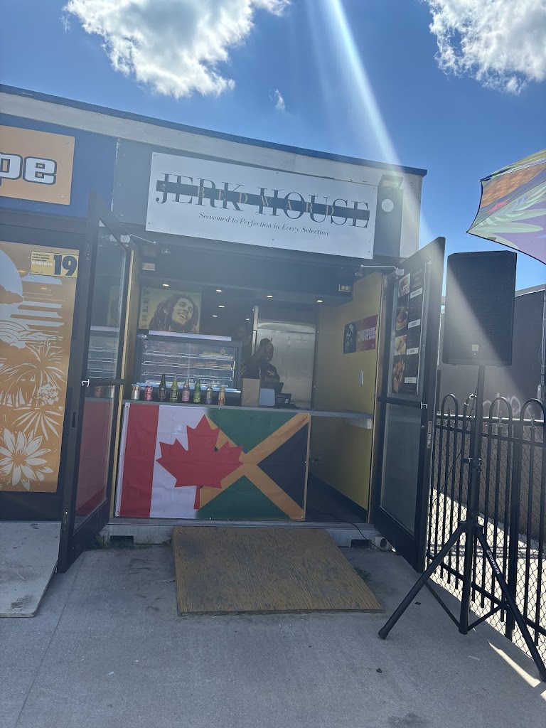 Bedward Jerk House in Wasaga-Beach
