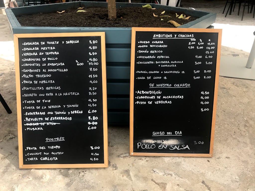 Bar La Embajada — Carta