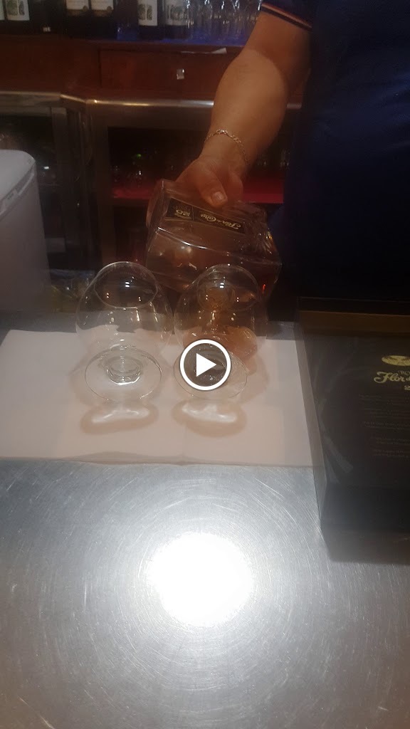 Bar-Restaurante VALIO LA PENA — Videos