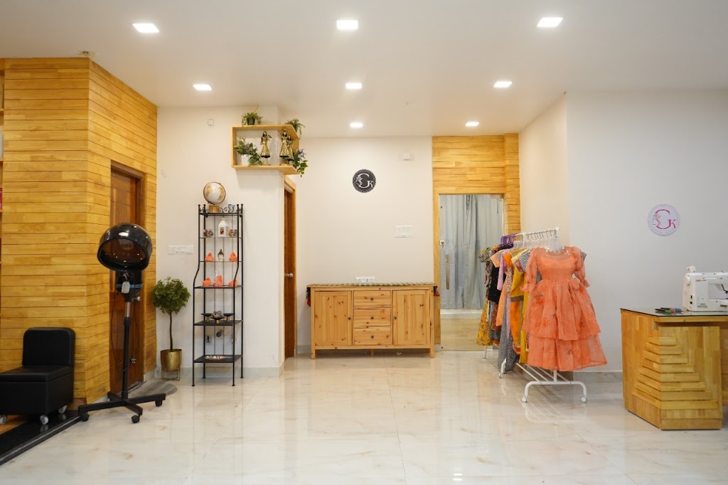 Gk Beauty Studio And Academy Only For Ladies