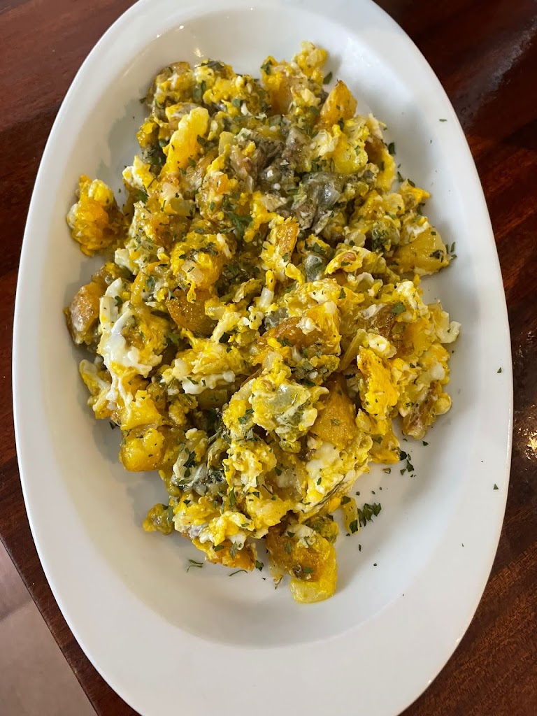 Taberna Antojo — Comida y bebida