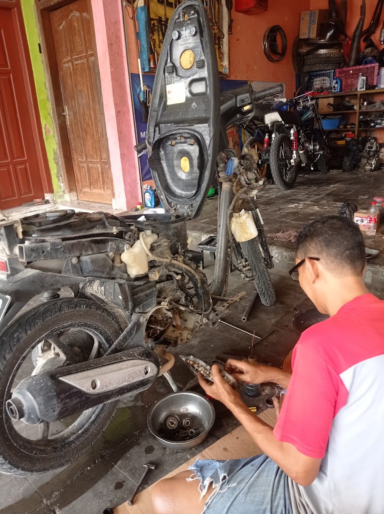 BENGKEL A4 MOTOR