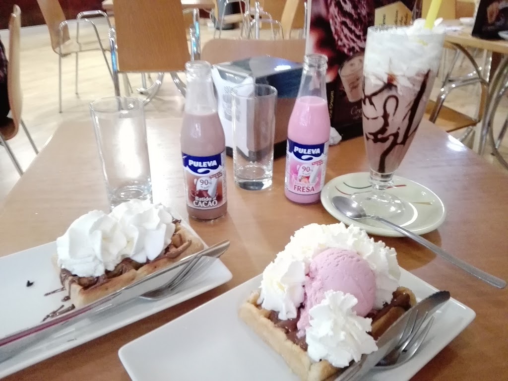 Heladeria Cafeteria +Qcafe — Helado
