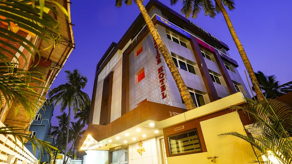 Fabhotel Prestige