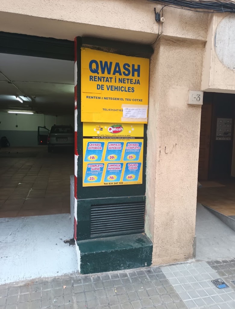 Lavado de coches con a mano — Exterior