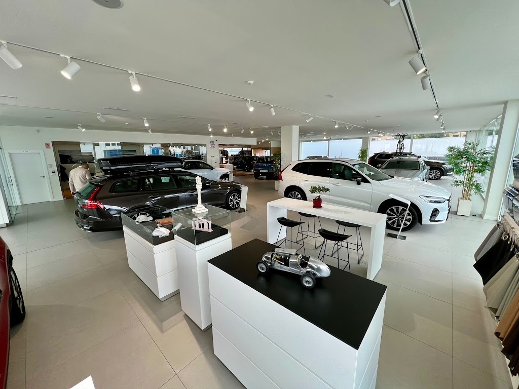 Volvo Cars Santiago - Merenauto — Interior