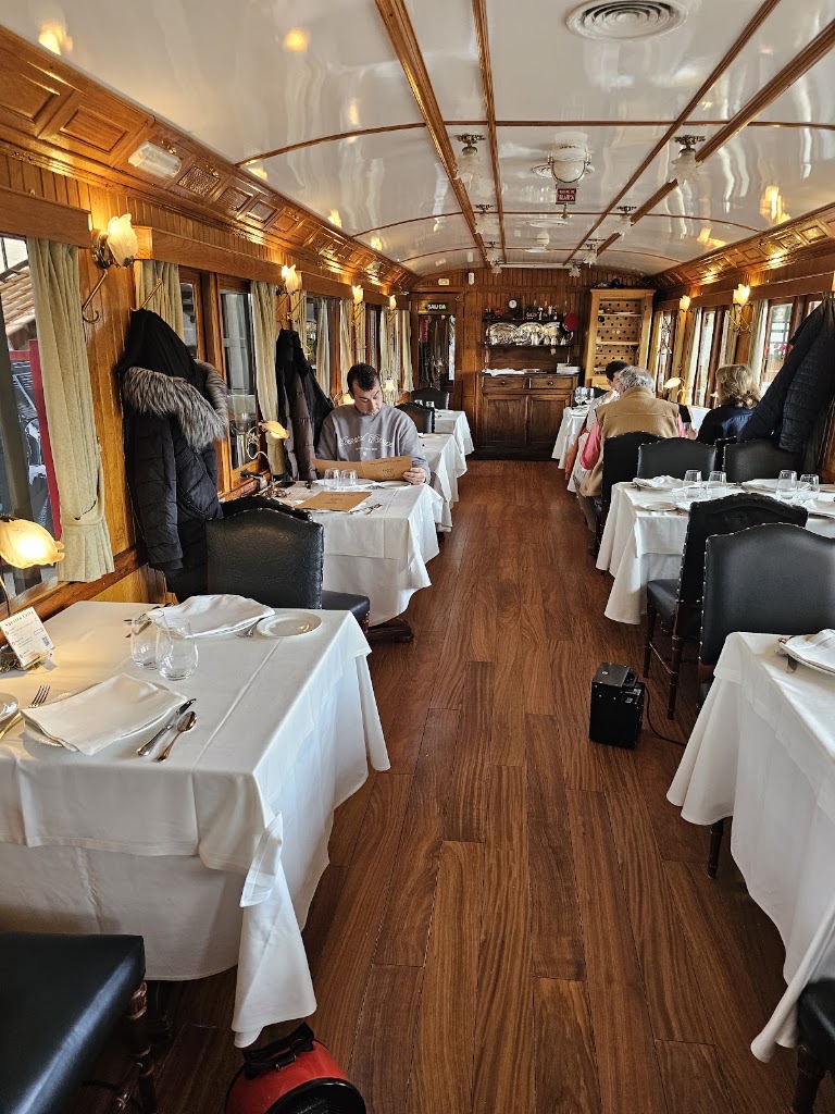 Restaurante El Vagon de Beni — Ambiente