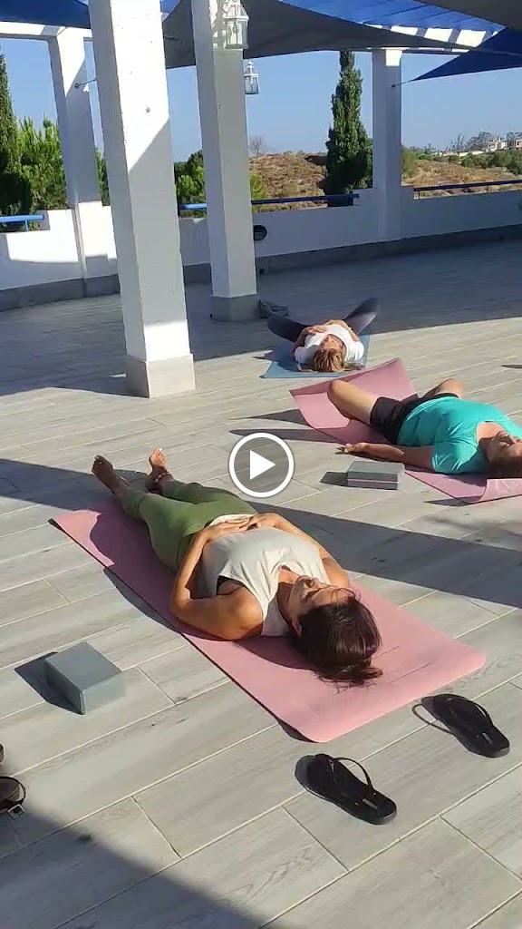 Yoga Costa Esuri - Yoga studio | Clases de yoga — Del propietario