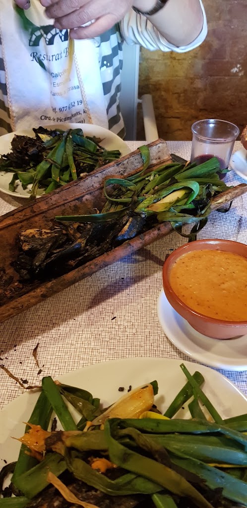 Restaurant La Bobila — Comida y bebida