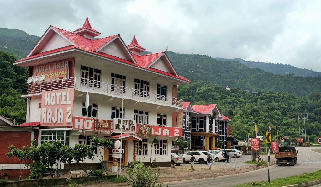 Hotel Raja Restaurant Jarol