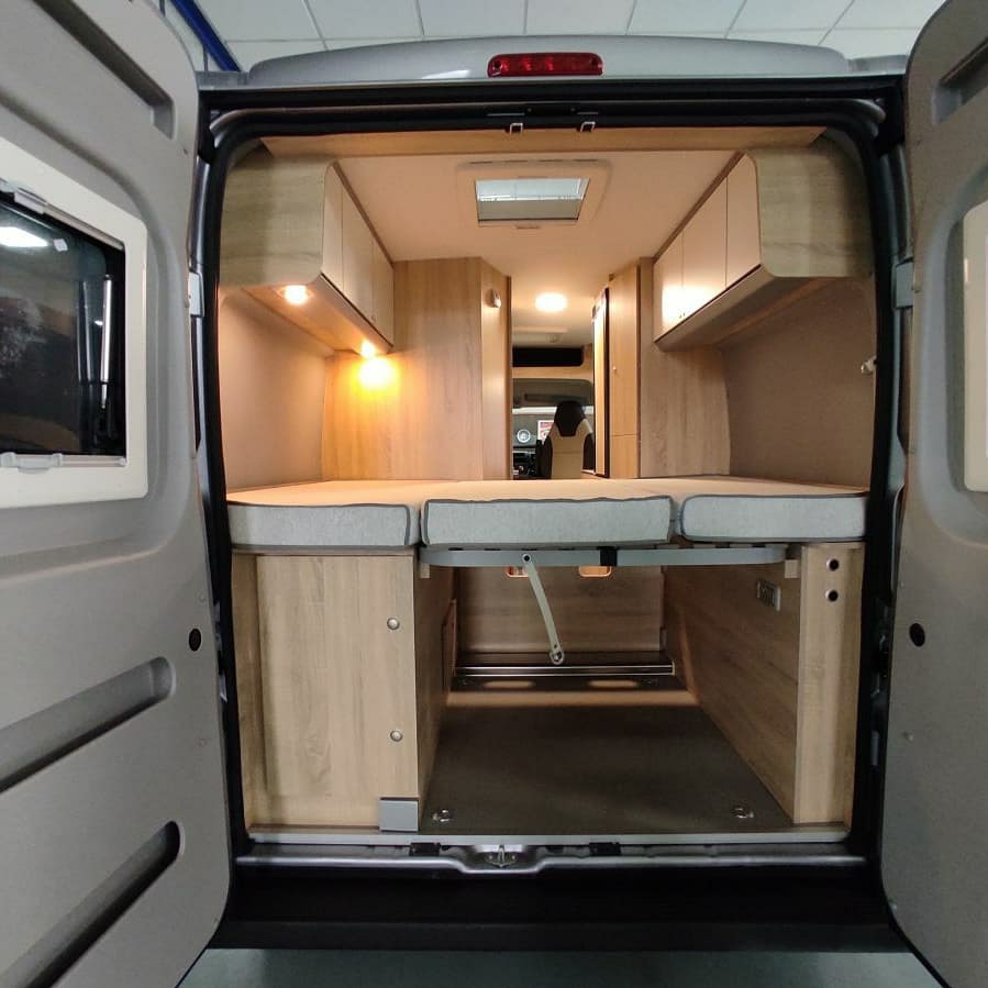 Mundovan — Interior