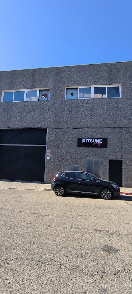 Taller mecanico Kitsune Garage — Del propietario
