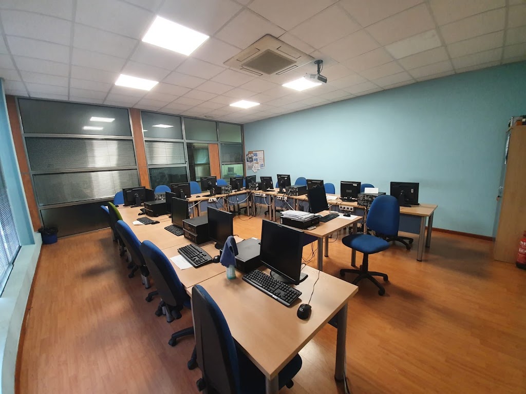 Autoescuela Tajo (Centro de Formacion) — Del propietario