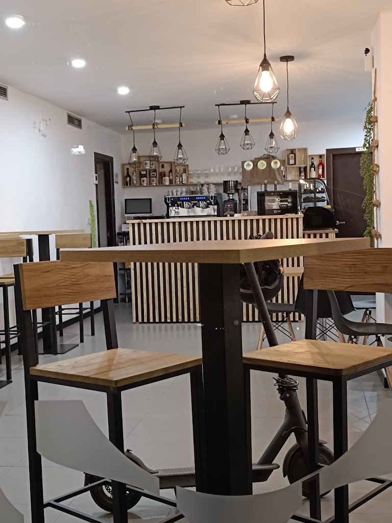 La Rada Coffee & Wine — Ambiente