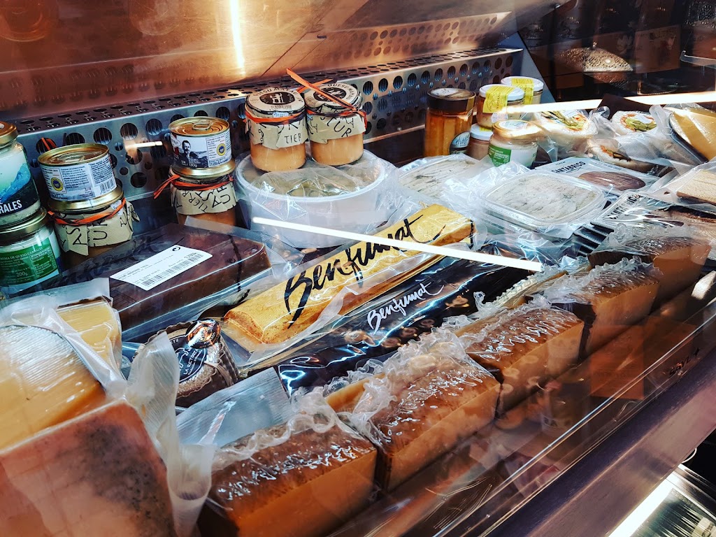 El Canto del Vi — Comida y bebida