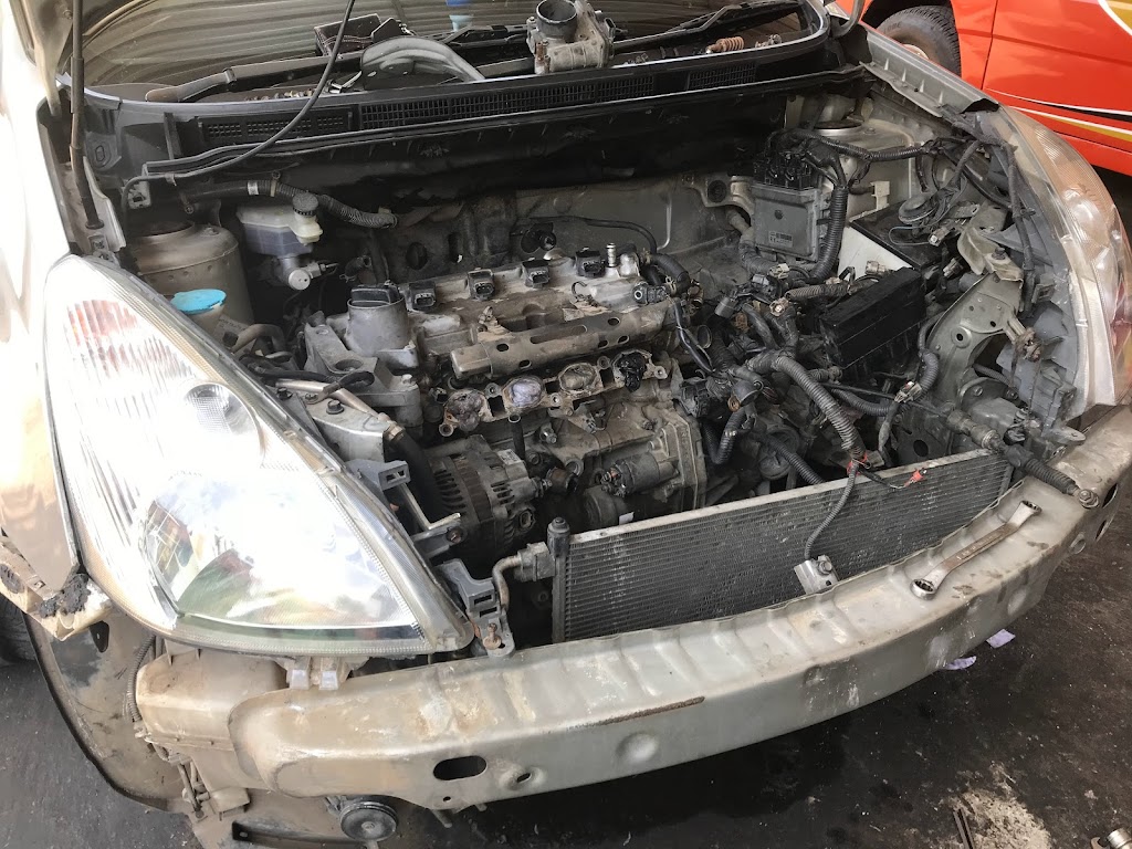 Bengkel mobil Anugerah motor (kang Luk)