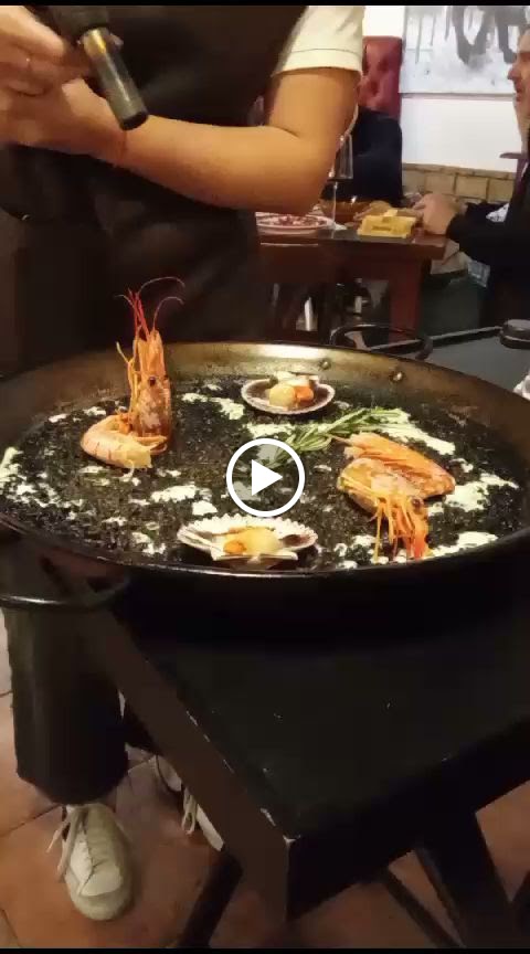 Taberna La Liebre — Videos
