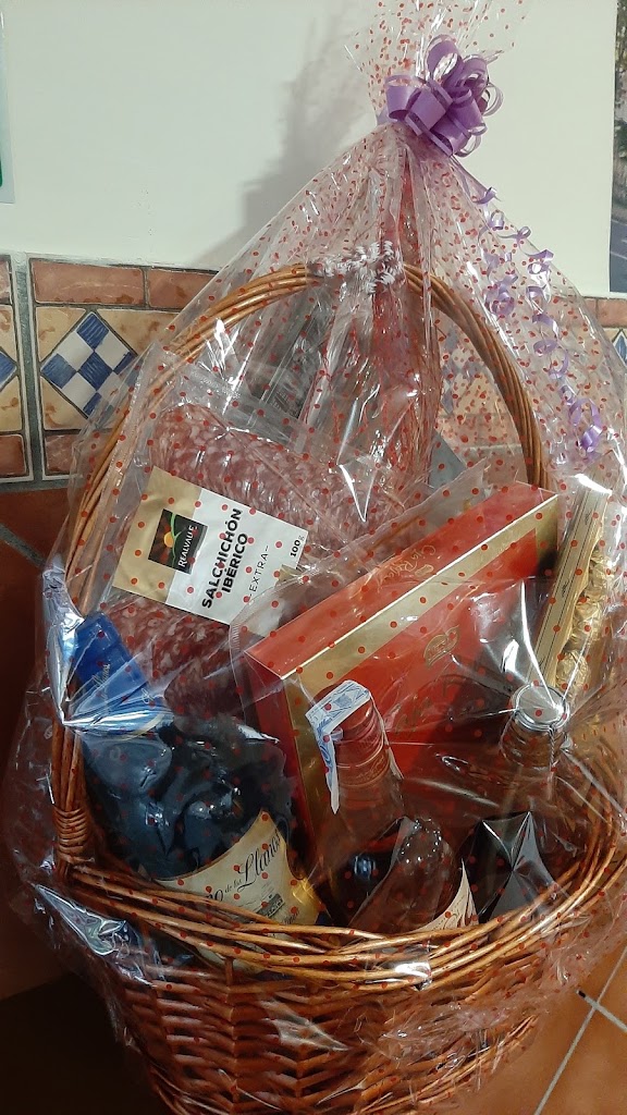 BAR EL JUZGADO — Comida y bebida