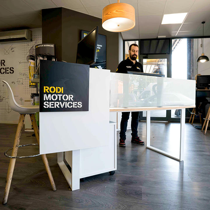 Rodi Motor Services — Interior