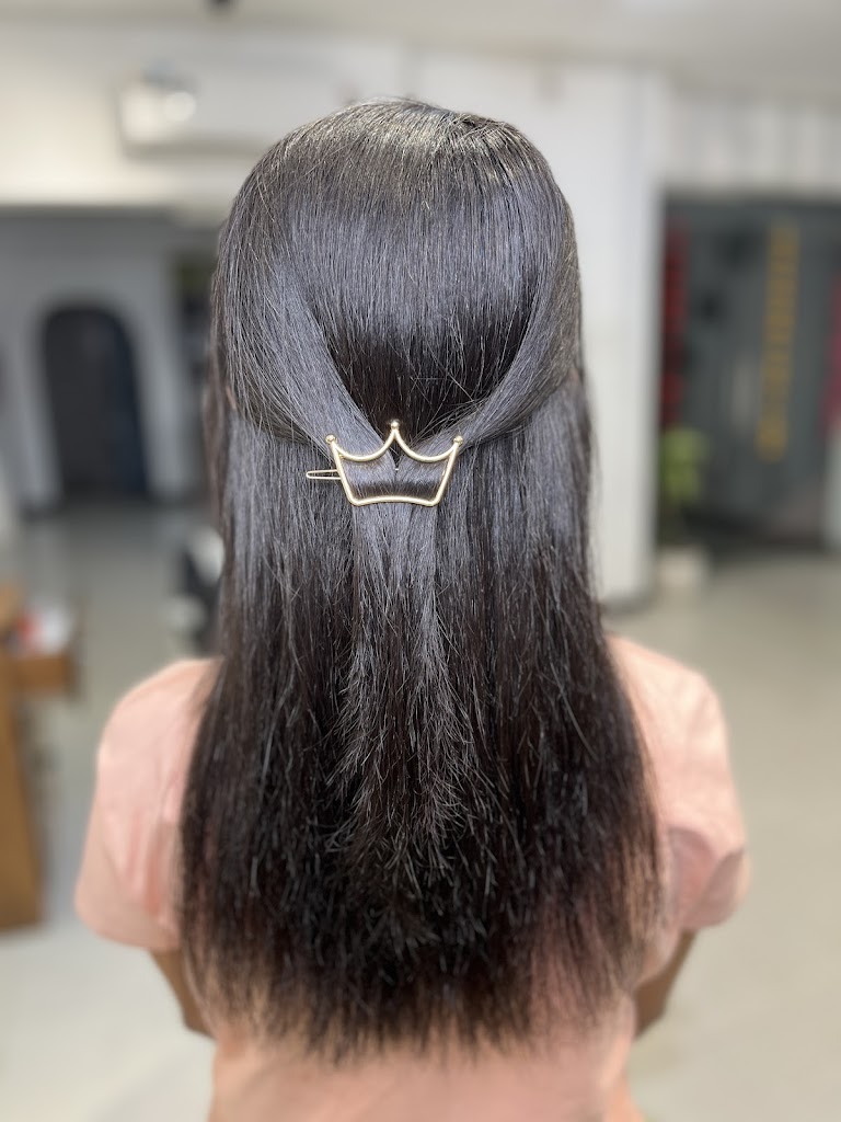 Zaana Signature Salon