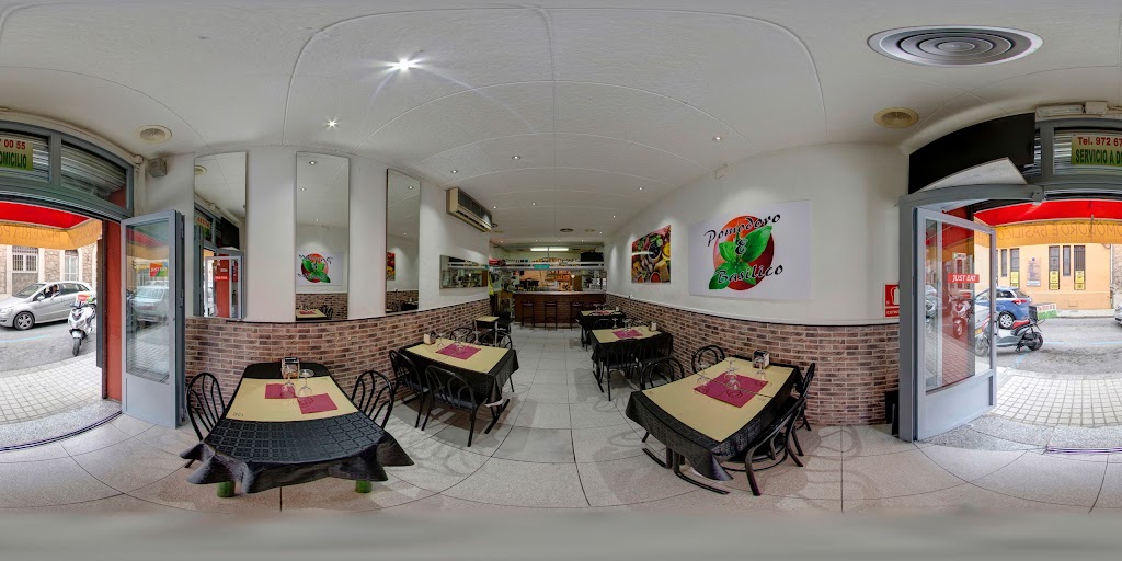 Pomodoro e Basilico Pizzeria — Ambiente