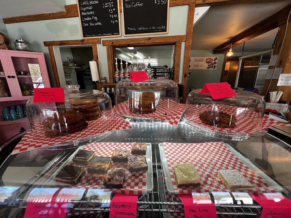 Shana’s Baked Goods - Bakery & Cafe